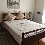 30 Amynta 公寓